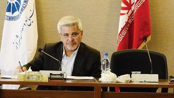 ثبات نرخ ارز منجر به کاهش قیمت کالاهاست