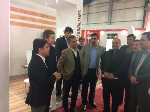 حضور مدیر عامل و قائم مقام شرکت اروندان در غرفه ی مناطق نفتخیز جنوب در نمایشگاه حفاری