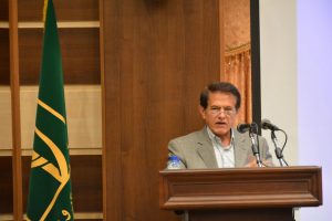 رفتن نسیم صادقی از توسعه نیشکر قطعی شد…کدام گزینه جانشین ایشان می شود؟گزینه ی صرفا سیاسی ناآشنا با نیشکر؟یا گزینه ای از بدنه ی نیشکر و آشنا با مشکلات آن؟