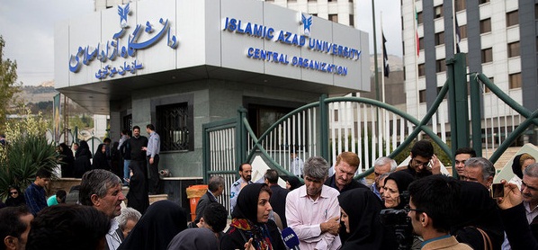 وضعیت دانشجویان بلاتکلیف علوم پزشکی دانشگاه آزاد