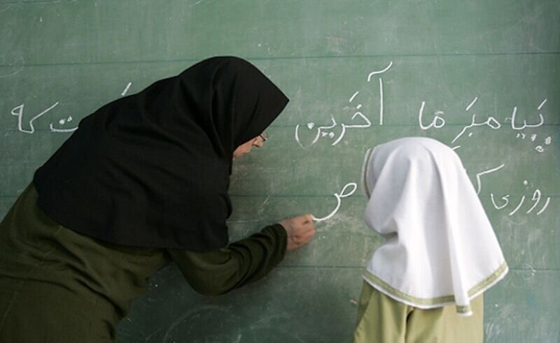 رییس کمیسیون آموزش مجلس: طرح رتبه‌بندی ۷۳۰ هزار معلم را شامل می‌شود